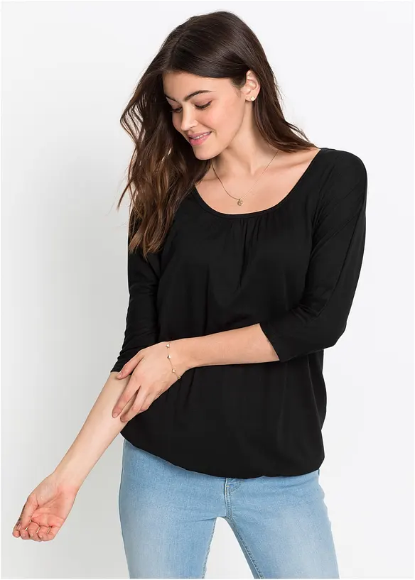 Oversize-Shirt aus Viskose-Mix in schwarz von vorne (im Anschnitt) - bonprix