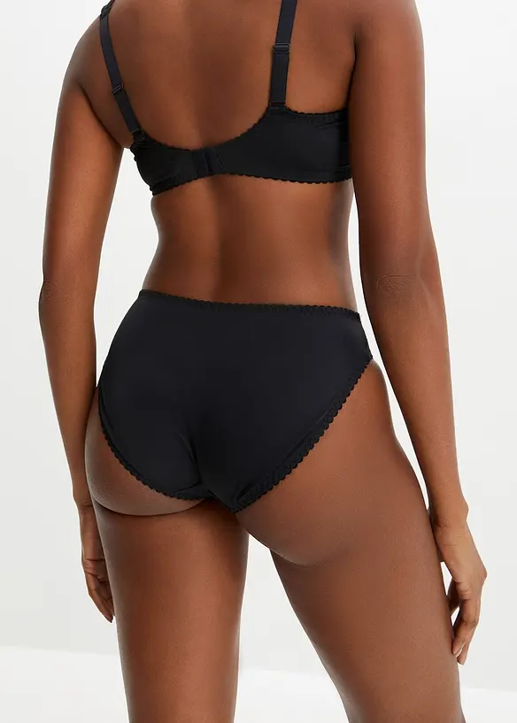 Slip mit zarter Spitze in schwarz von hinten - bonprix