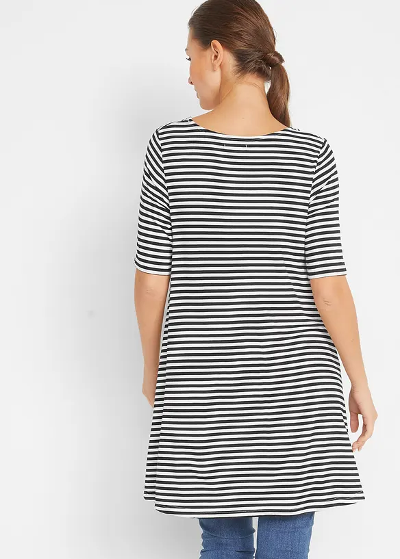 Tunika-Shirt aus Viskose-Mix in schwarz von hinten (im Anschnitt) - bonprix