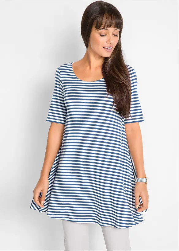 Tunika-Shirt aus Viskose-Mix in blau von vorne (im Anschnitt) - bonprix