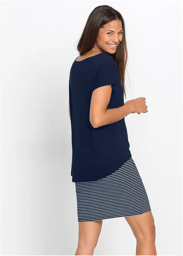 Jerseykleid mit Streifenrock in blau von hinten (Totalaufnahme) - bonprix