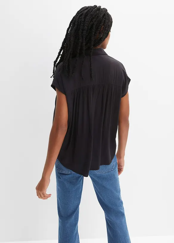 Oversized Blusentop aus fließender Viskose in schwarz von hinten (im Anschnitt) - bonprix