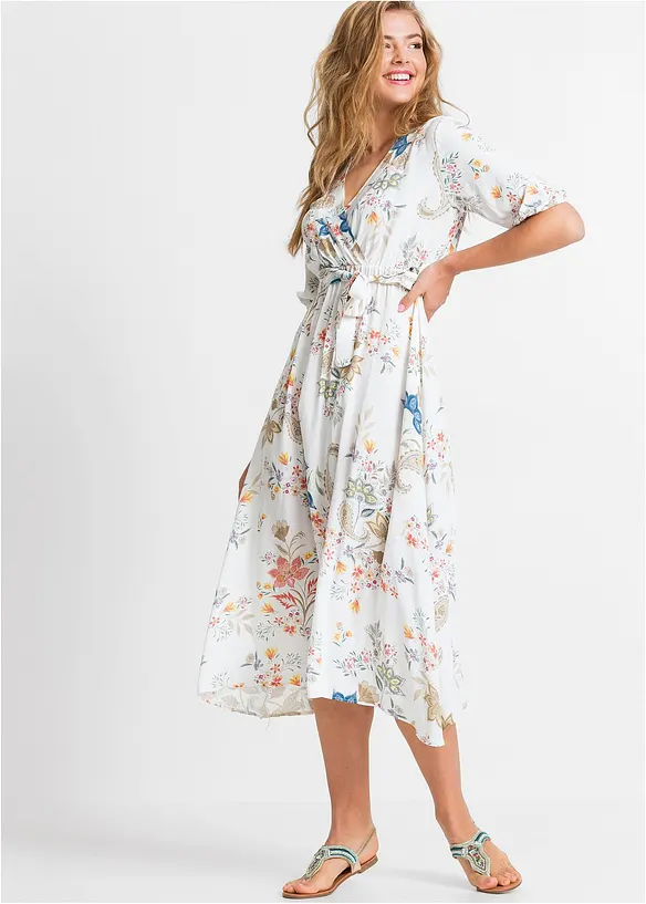 Midikleid aus fließender Viskose in weiß von vorne (Totalaufnahme) - bonprix