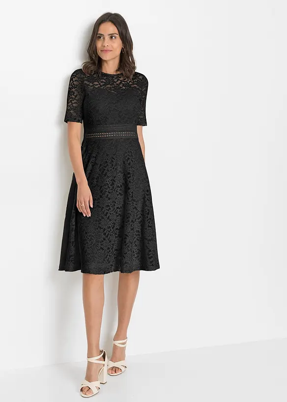 Spitzenkleid mit Häkeleinsatz in schwarz von vorne (Totalaufnahme) - bonprix Spitzenkleid mit Häkeleinsatz in schwarz von vorne (Totalaufnahme) - bonprix