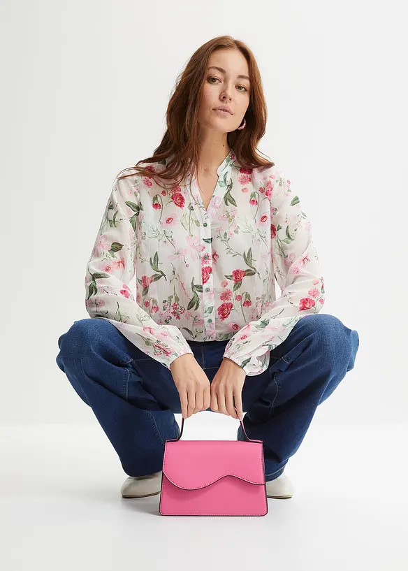 Chiffonbluse in weiß von vorne (im Anschnitt) - bonprix