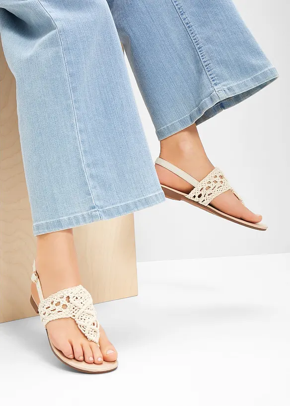 Zehenstegsandalen in Makramee-Optik in beige - bonprix