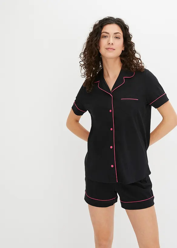 Shorty mit Knopfleiste in schwarz von vorne (Totalaufnahme) - bonprix