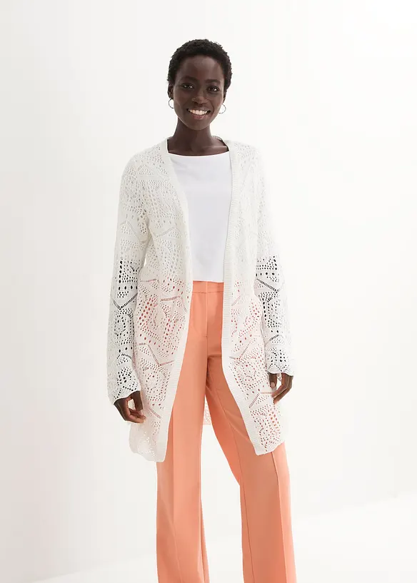 Ajour Longstrickjacke in weiß von vorne (im Anschnitt) - bonprix