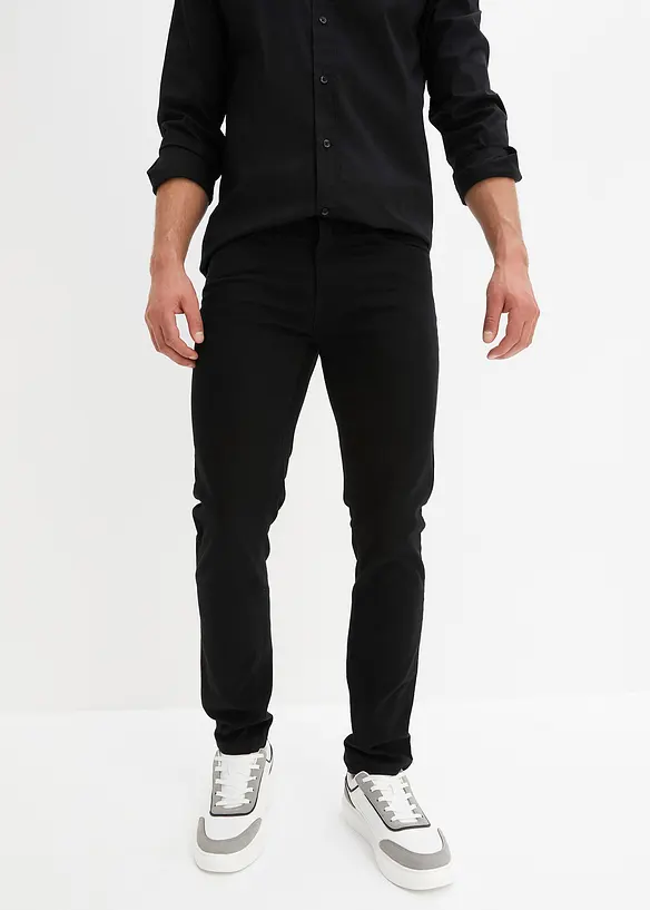 Slim-Fit-Jeans, Straight in schwarz von vorne - bonprix