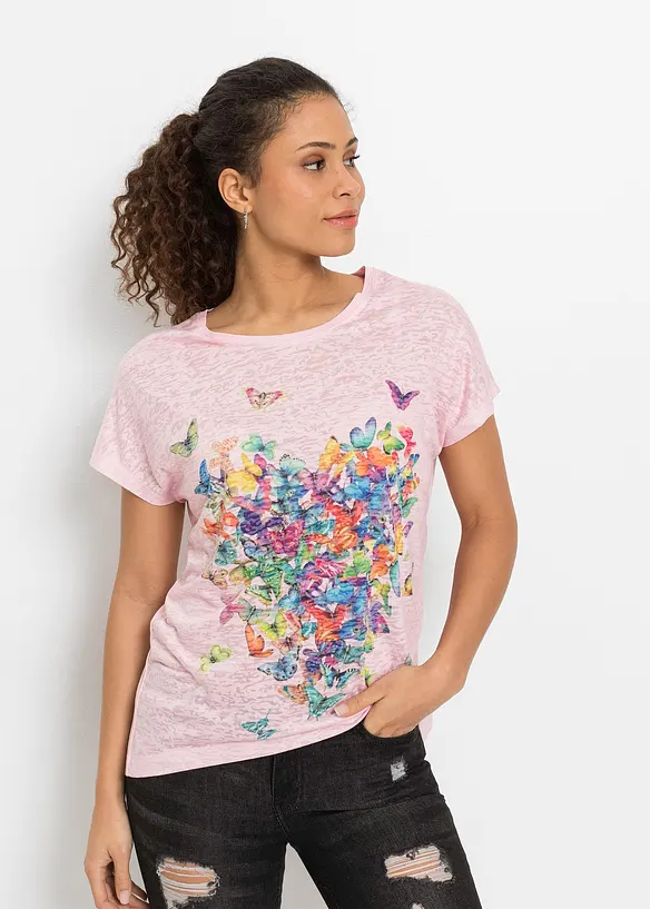 Shirt mit Schmetterlingsdruck in rosa von vorne (im Anschnitt) - bonprix
