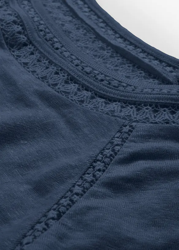 Shirt aus reinem Leinen mit Spitze in blau - bonprix