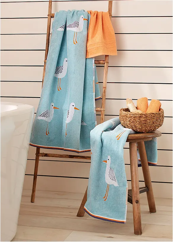 Baumwoll-Handtuch mit Möwen Design in blau (Ambiente) - bonprix