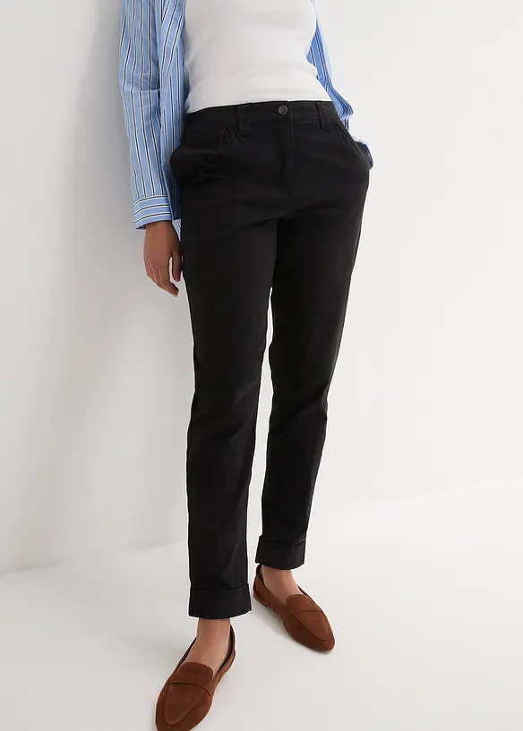Knöchellange Chinohose aus elastischem Baumwoll-Mix in schwarz von vorne - bonprix Knöchellange Chinohose aus elastischem Baumwoll-Mix in schwarz von vorne - bonprix