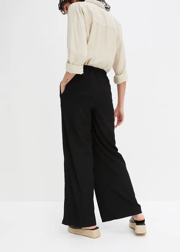 Weite Sommerhose aus strukturiertem Crêpe in schwarz von hinten - bonprix Weite Sommerhose aus strukturiertem Crêpe in schwarz von hinten - bonprix