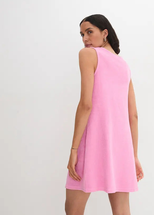 Frottee-Kleid aus Baumwoll-Mix in rosa von hinten (Totalaufnahme) - bonprix