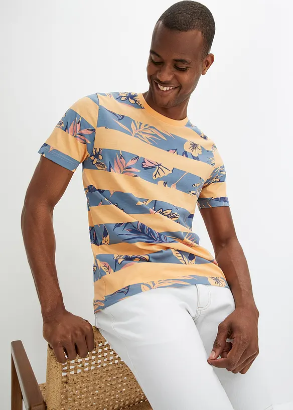 T-Shirt aus reiner Bio-Baumwolle in orange von vorne (im Anschnitt) - bonprix