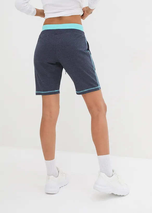 Sweat-Shorts aus Baumwoll-Mix in blau von hinten - bonprix