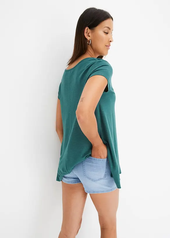 Shirt aus elastischem Viskose-Mix in grün von hinten (im Anschnitt) - bonprix