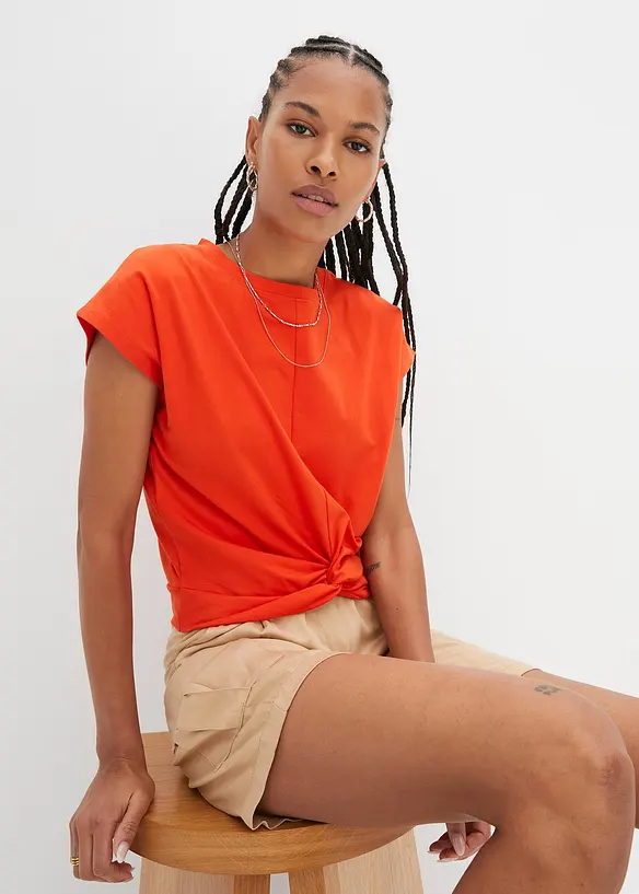 Kurzes T-Shirt aus reiner Bio-Baumwolle in orange von vorne (im Anschnitt) - bonprix