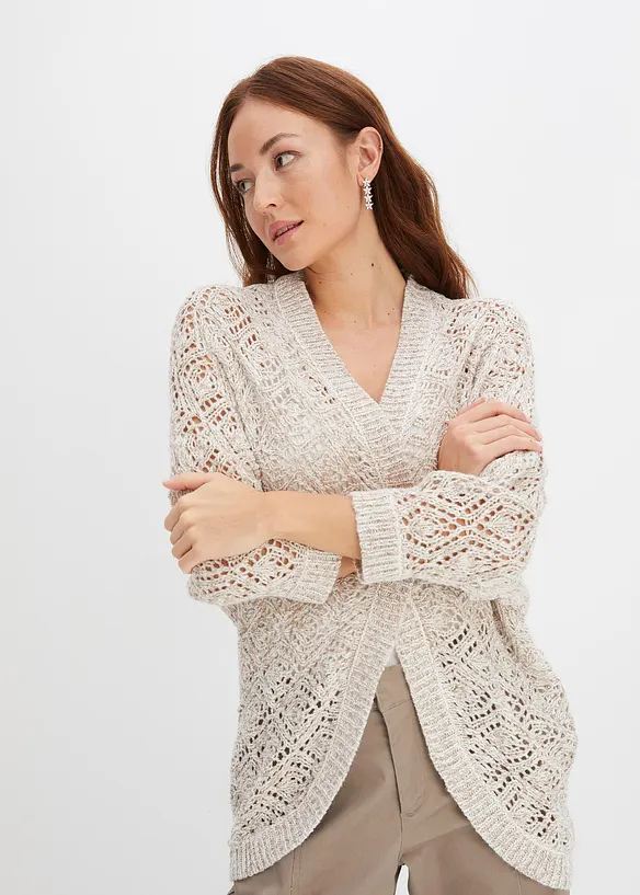 Ajour-Strickjacke in weiß von vorne (im Anschnitt) - bonprix