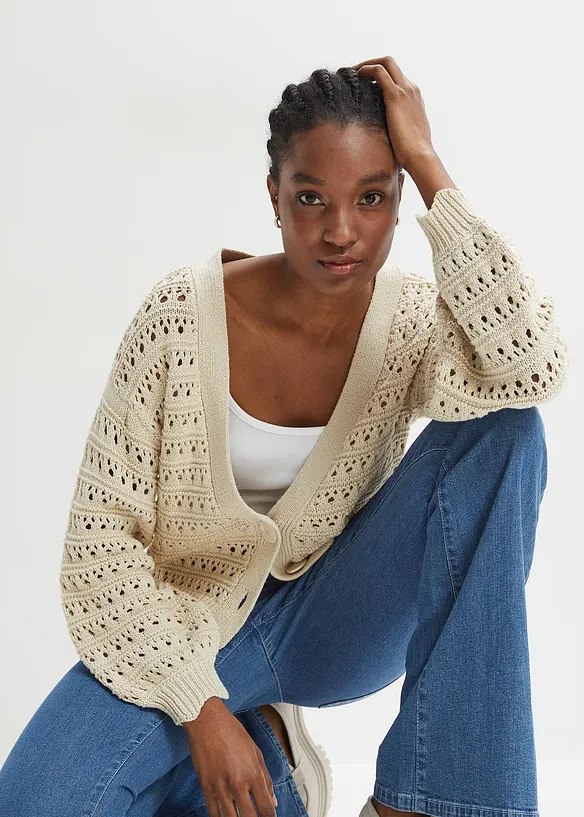 Ajour-Strickjacke aus reiner Baumwolle in beige von vorne (im Anschnitt) - bonprix