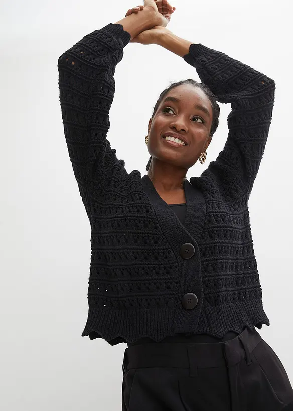 Ajour-Strickjacke aus reiner Baumwolle in schwarz von vorne (im Anschnitt) - bonprix Ajour-Strickjacke aus reiner Baumwolle in schwarz von vorne (im Anschnitt) - bonprix