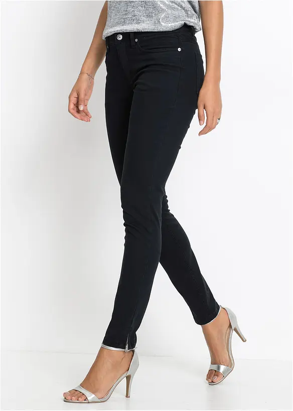 Skinny-Jeans Mid Waist, cropped in schwarz von vorne - bonprix