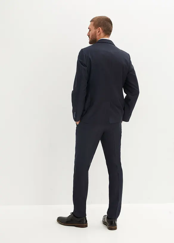 Anzug mit Weste und Krawatte in Slim Fit (4-tlg.Set) in blau von hinten (Totalaufnahme) - bonprix