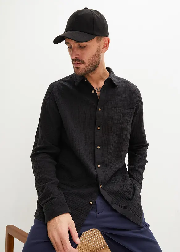 Langarmhemd aus Musselin in Regular Fit in schwarz von vorne (im Anschnitt) - bonprix