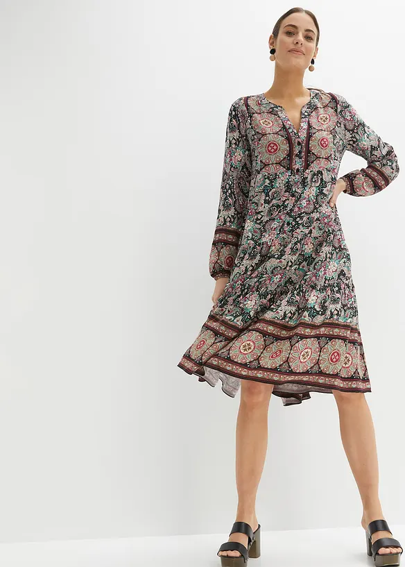 Tunika-Kleid aus fließender Viskose in schwarz von vorne (Totalaufnahme) - bonprix