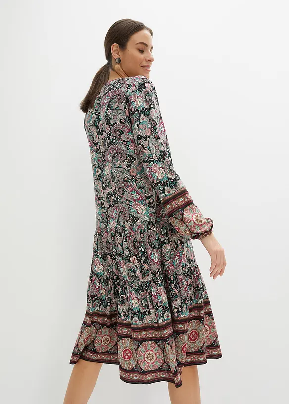 Tunika-Kleid aus fließender Viskose in schwarz von hinten (Totalaufnahme) - bonprix