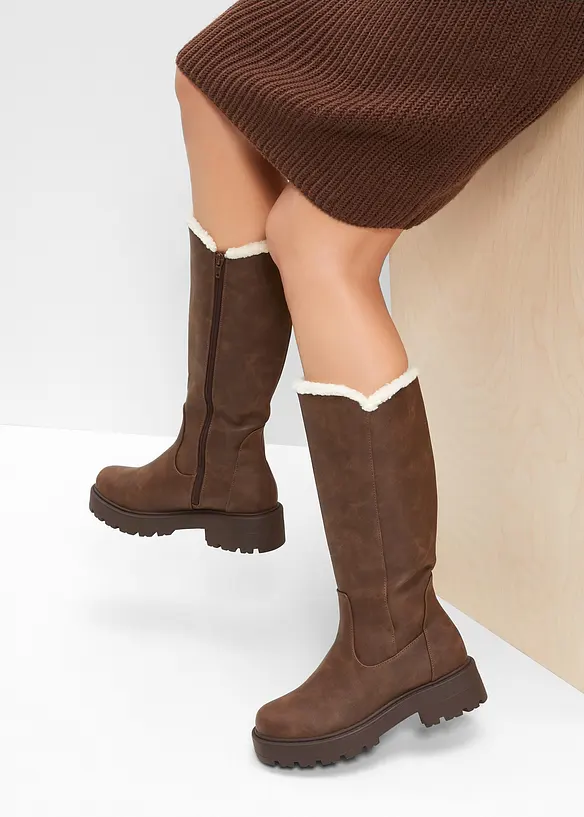 Stiefel in braun - bonprix