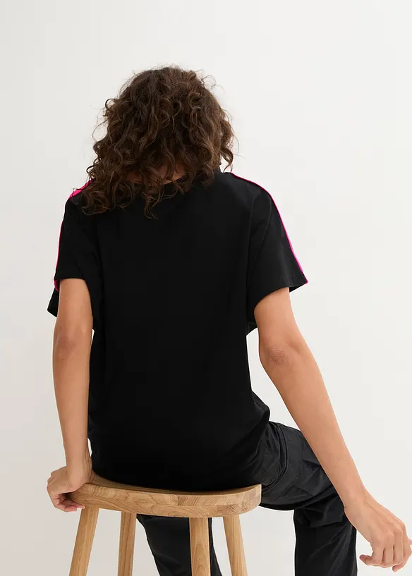 Oversize T-Shirt mit Neonstreifen aus reiner Bio-Baumwolle in schwarz von hinten (im Anschnitt) - bonprix Oversize T-Shirt mit Neonstreifen aus reiner Bio-Baumwolle in schwarz von hinten (im Anschnitt) - bonprix