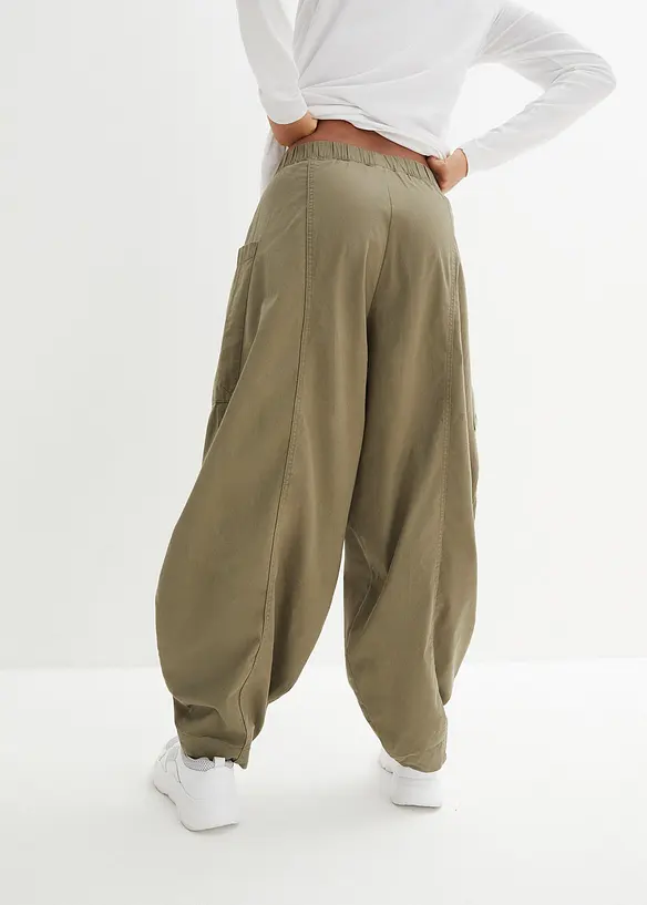 Ballonhose aus elastischem Baumwoll-Mix in grün von hinten - bonprix Ballonhose aus elastischem Baumwoll-Mix in grün von hinten - bonprix