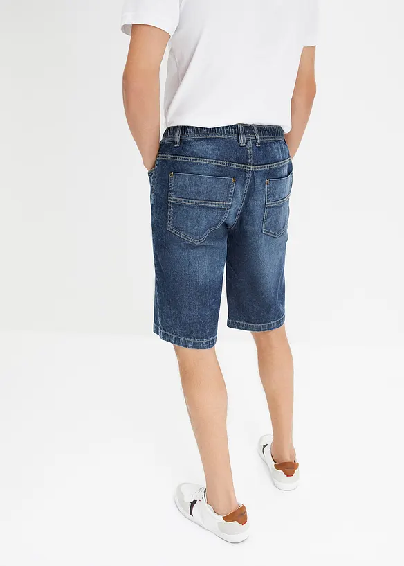 Leichte Schlupf-Jeans-Bermuda mit Dehnbund in Slim-Fit in blau von hinten - bonprix