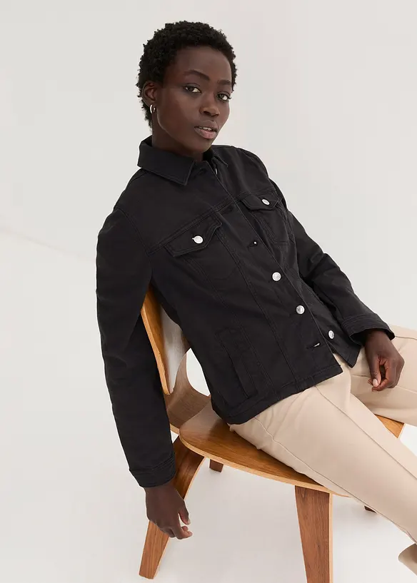 Twill-Jacke in schwarz von vorne (im Anschnitt) - bonprix