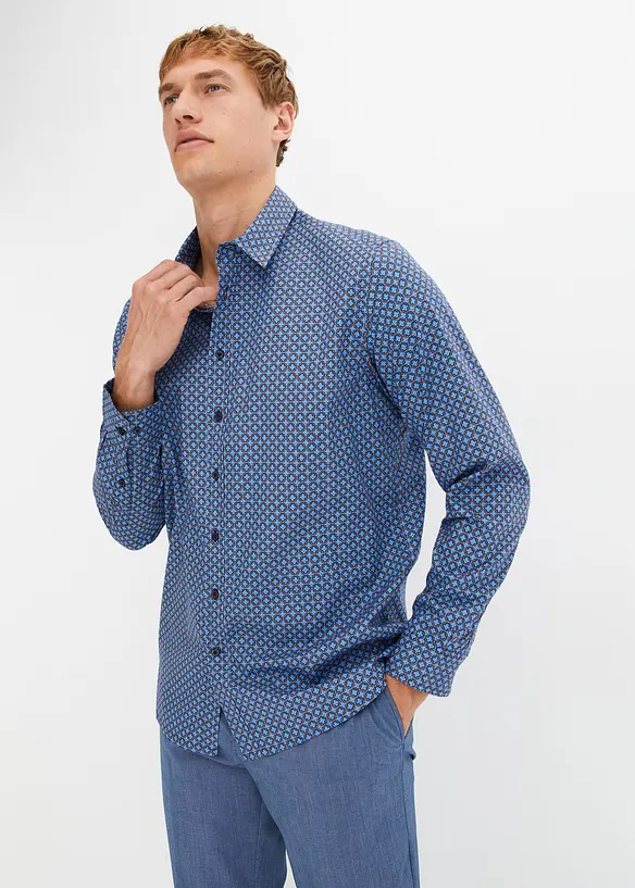 Langarmhemd aus Baumwolle in Regular Fit in blau von vorne (im Anschnitt) - bonprix
