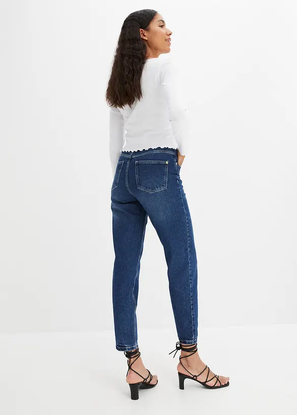 Mom Jeans High Waist, cropped in blau von hinten - bonprix Mom Jeans High Waist, cropped in blau von hinten - bonprix