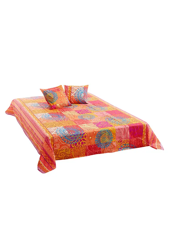 Tagesdecke mit Patchwork Druck in orange - bonprix