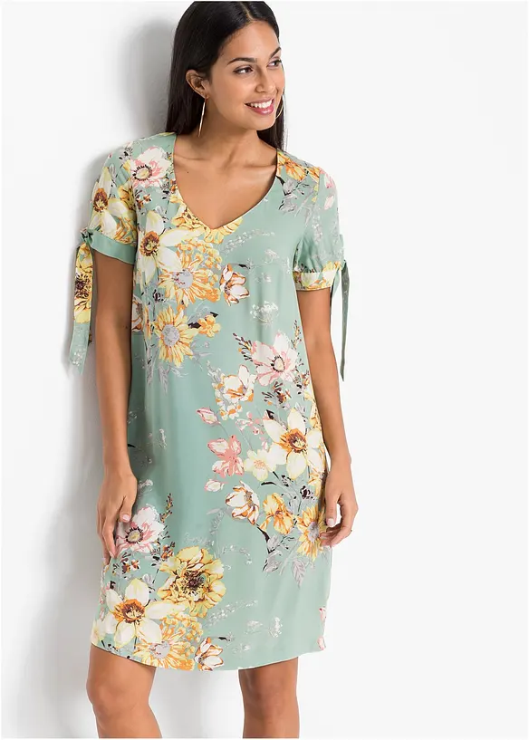 Kleid aus fließender Viskose in grün von vorne (Totalaufnahme) - bonprix