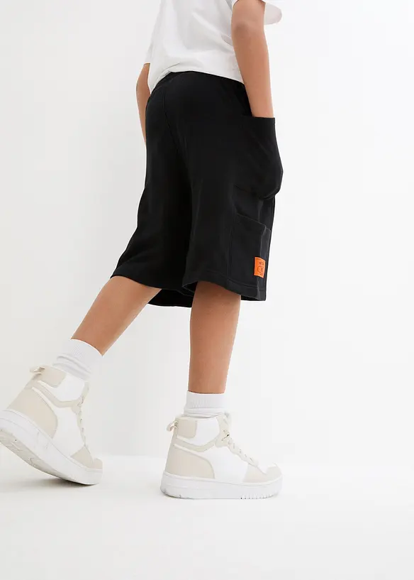 Sweat-Cargobermuda aus reiner Bio-Baumwolle in schwarz von hinten - bonprix