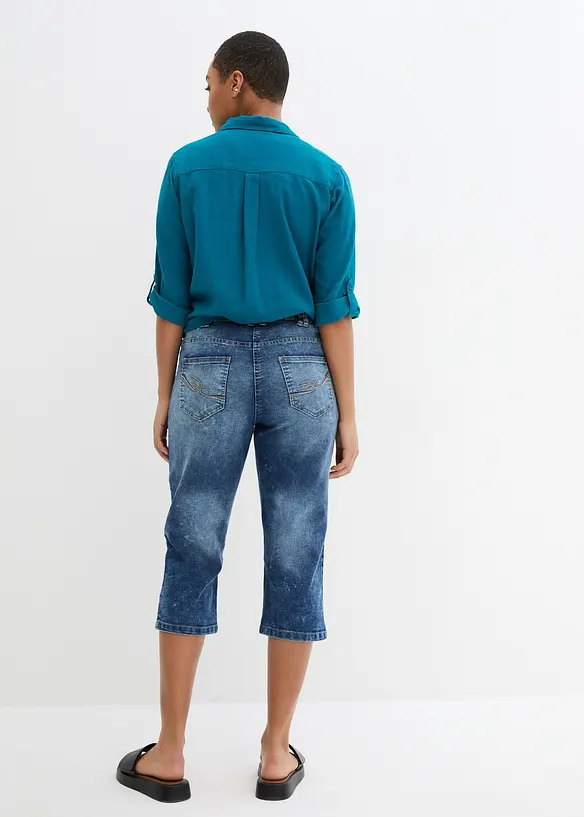 Straight Jeans, Mid Waist, Stretch in blau von hinten - bonprix