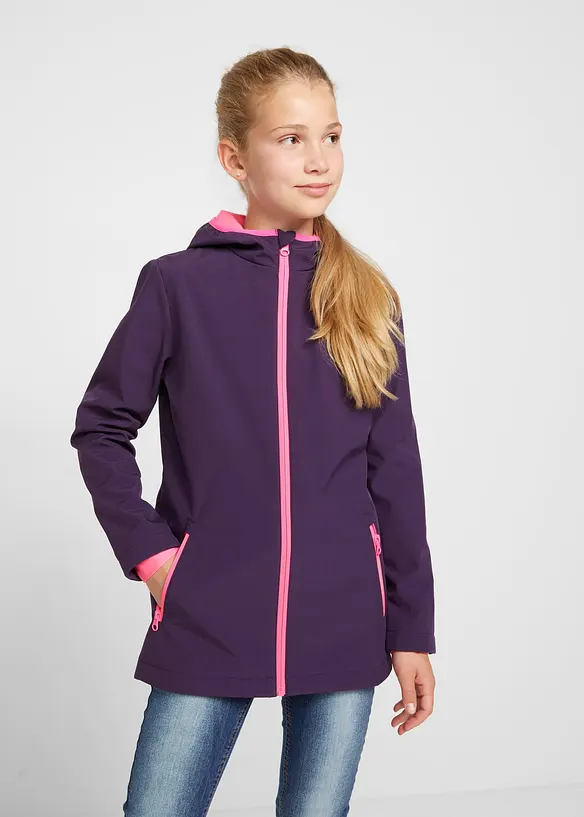 Softshelljacke mit Kapuze, wasserabweisend in lila von vorne (im Anschnitt) - bonprix