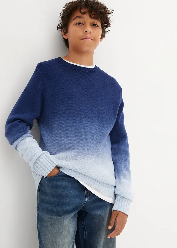 Pullover mit Farbverlauf in blau von vorne (im Anschnitt) - bonprix