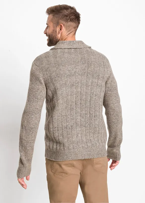 Strickjacke mit Rippenmuster in beige von hinten (im Anschnitt) - bonprix