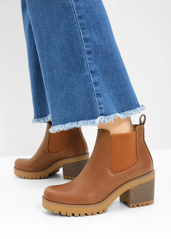 Chelsea-Boots mit Blockabsatz in braun - bonprix