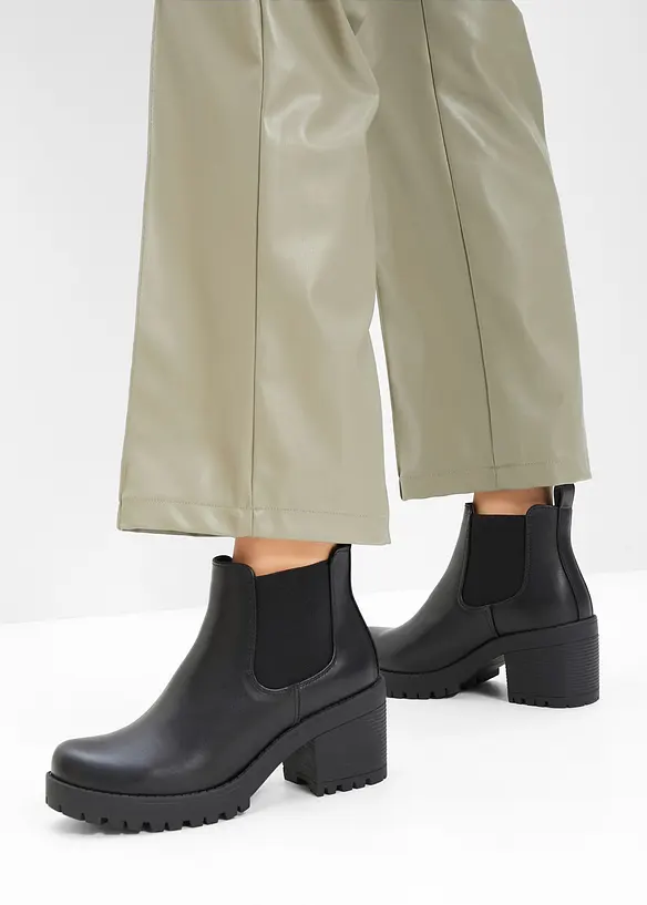 Chelsea-Boots mit Blockabsatz in schwarz - bonprix