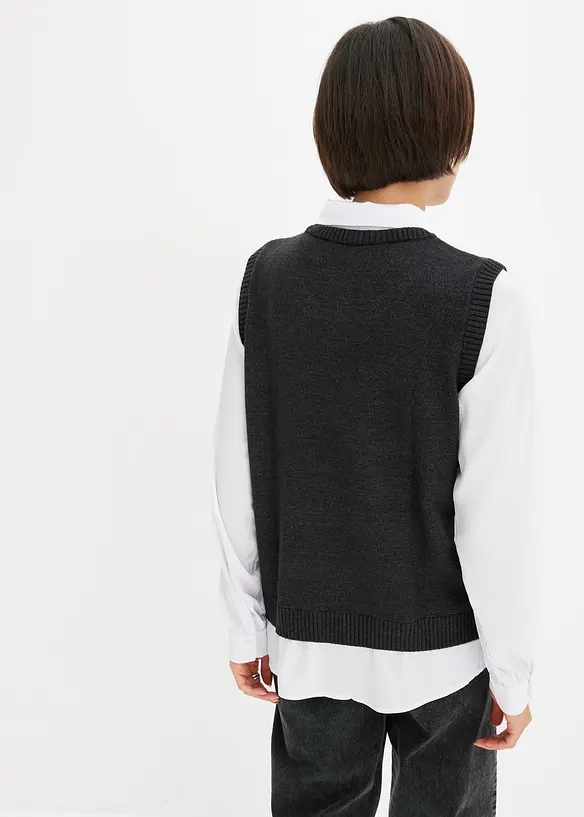 Pullover mit Blusen-Einsatz in grau von hinten (im Anschnitt) - bonprix