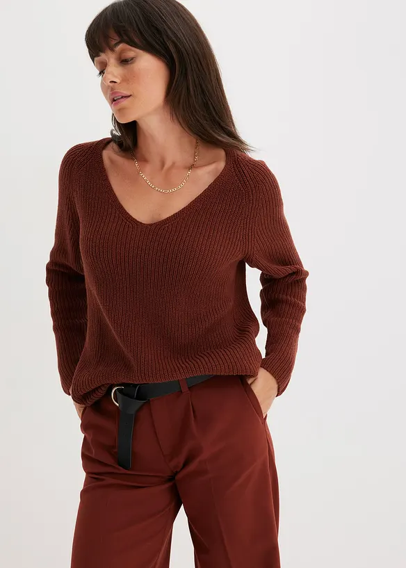 Gerippter Pullover aus reiner Baumwolle in braun von vorne (im Anschnitt) - bonprix