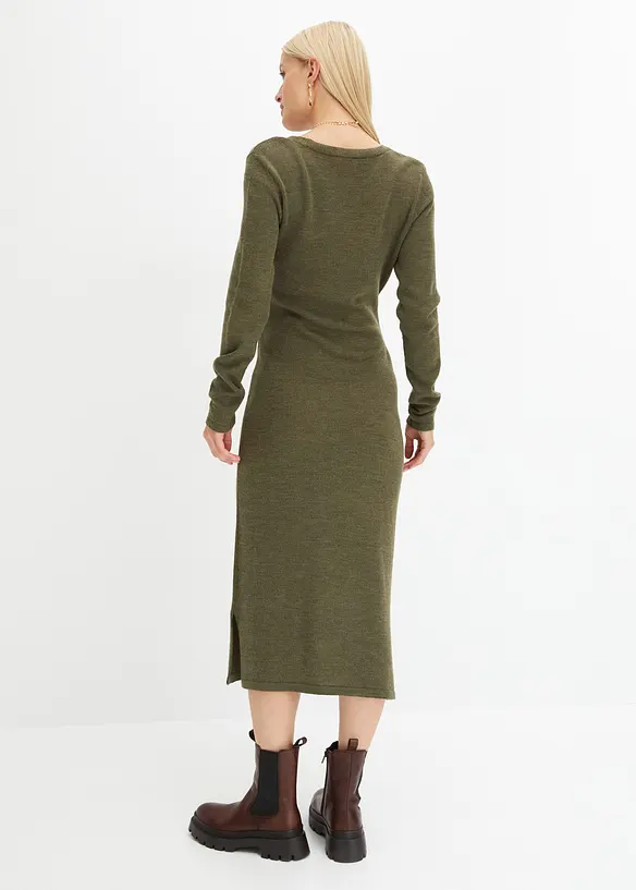 Midi-Strickkleid in grün von hinten (Totalaufnahme) - bonprix Midi-Strickkleid in grün von hinten (Totalaufnahme) - bonprix